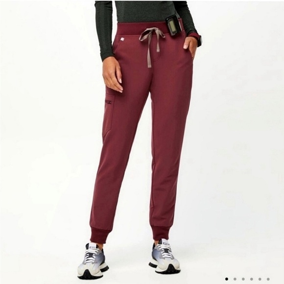 Figs Pants - ▫️FIGS Zamora Jogger Cargo Scrub Pants MEDIUM Petite MP Dark Cherry Red